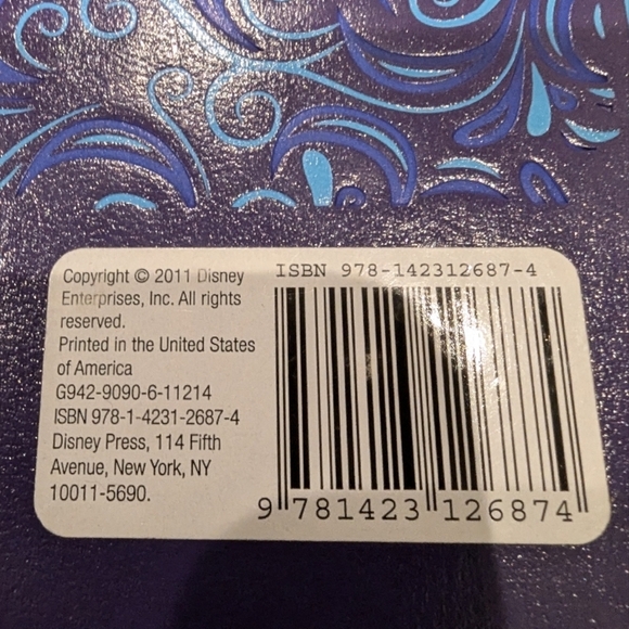 Disney Read-to-Me Treasury Classics: 1st edition 400 page hardcover book - Picture 5 of 12